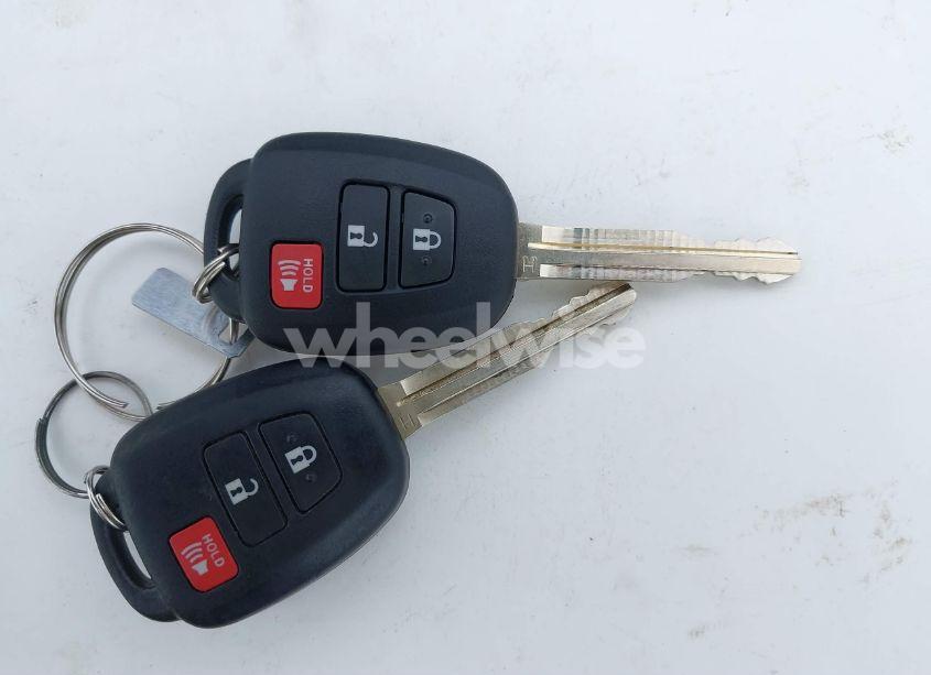 Photo 11 of 2021 Toyota Tundra SR5 (VIN 5TFDY5F13MX038312)