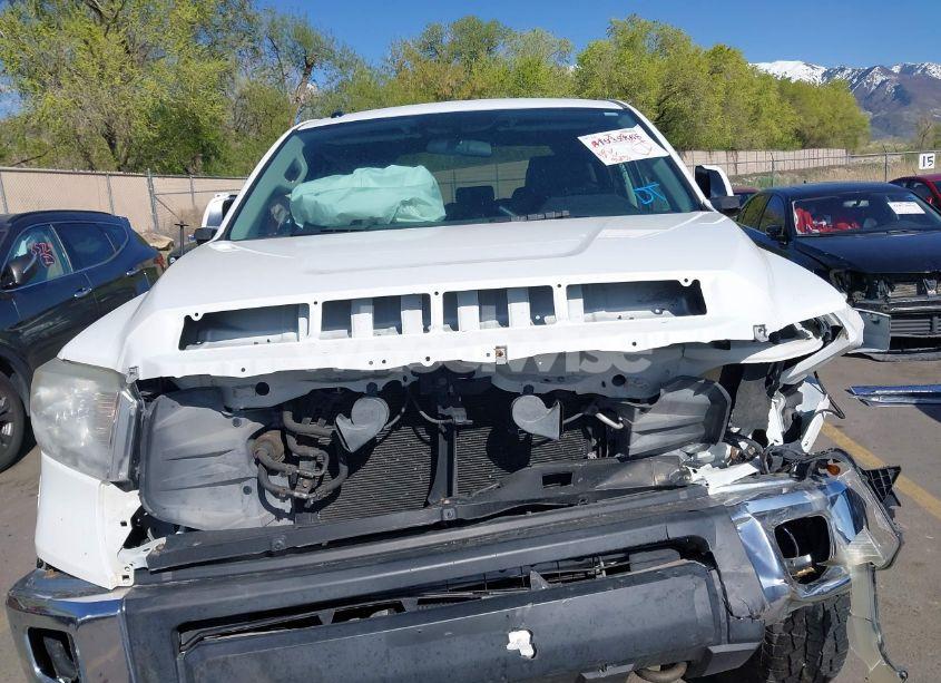 Photo 12 of 2015 Toyota Tundra SR5 5.7L V8 (VIN 5TFDY5F14FX456512)