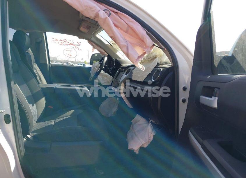 Photo 5 of 2015 Toyota Tundra SR5 5.7L V8 (VIN 5TFDY5F14FX456512)