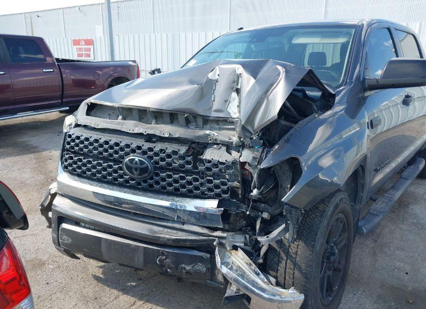 Photo 6 of 2019 Toyota Tundra SR5 5.7L V8 (VIN 5TFDY5F14KX779677)