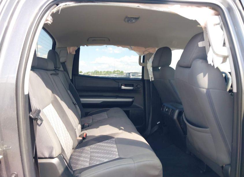 Photo 8 of 2019 Toyota Tundra SR5 5.7L V8 (VIN 5TFDY5F14KX779677)