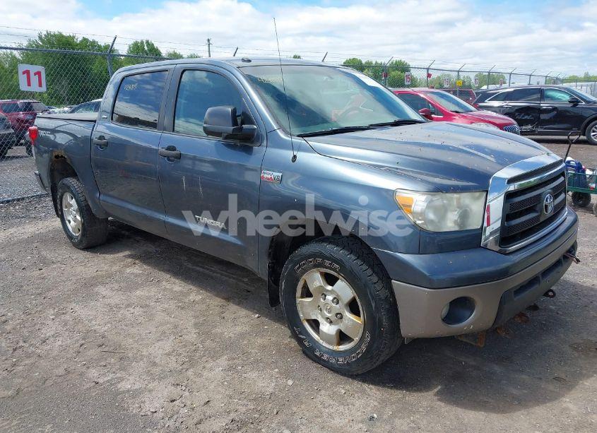 2010 Toyota Tundra GRADE 5.7L V8 (VIN 5TFDY5F15AX104242) main photo