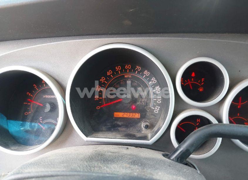 Photo 7 of 2010 Toyota Tundra GRADE 5.7L V8 (VIN 5TFDY5F15AX104242)