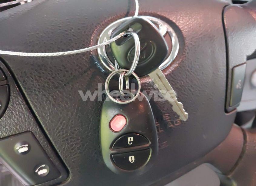 Photo 11 of 2011 Toyota Tundra GRADE 5.7L V8 (VIN 5TFDY5F15BX165995)