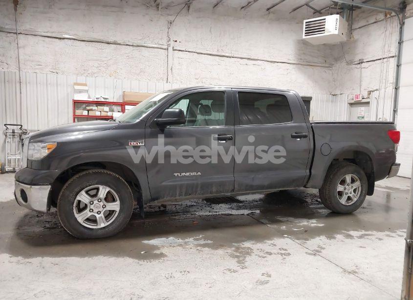 Photo 14 of 2011 Toyota Tundra GRADE 5.7L V8 (VIN 5TFDY5F15BX165995)