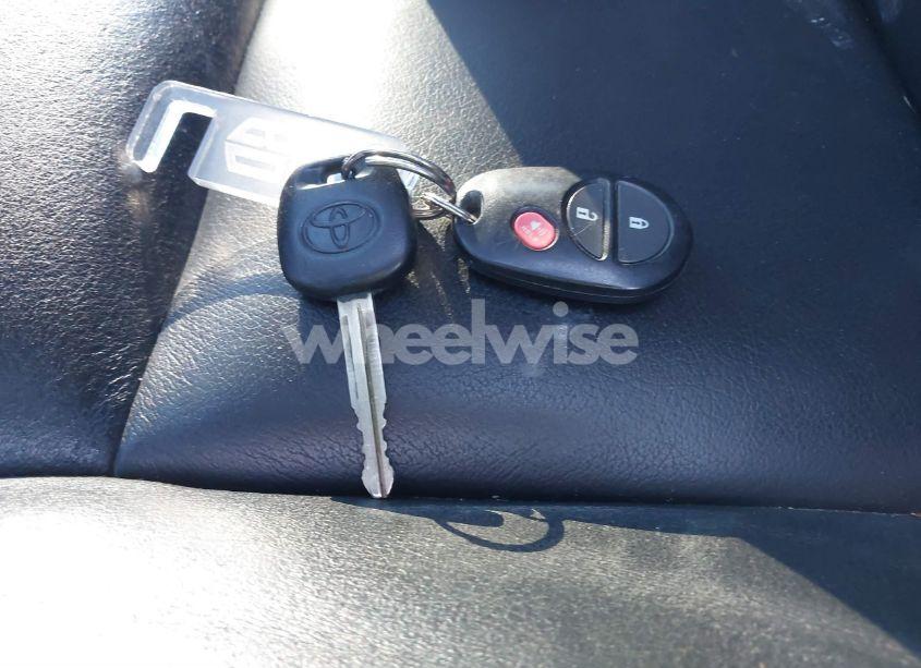 Photo 11 of 2013 Toyota Tundra CREWMAX SR5 (VIN 5TFDY5F15DX306843)