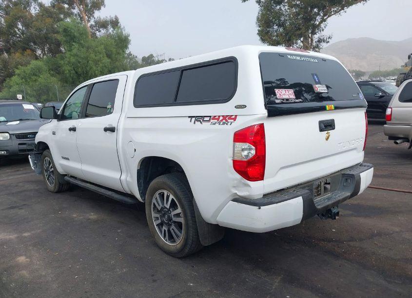 Photo 3 of 2020 Toyota Tundra SR5 (VIN 5TFDY5F15LX879014)