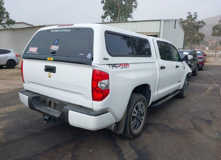 Photo 4 of 2020 Toyota Tundra SR5 (VIN 5TFDY5F15LX879014)
