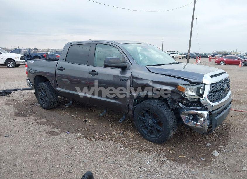 2020 Toyota Tundra SR5 (VIN 5TFDY5F15LX941947) main photo