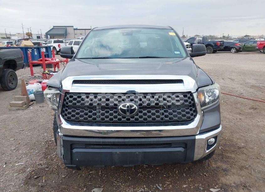 Photo 12 of 2020 Toyota Tundra SR5 (VIN 5TFDY5F15LX941947)