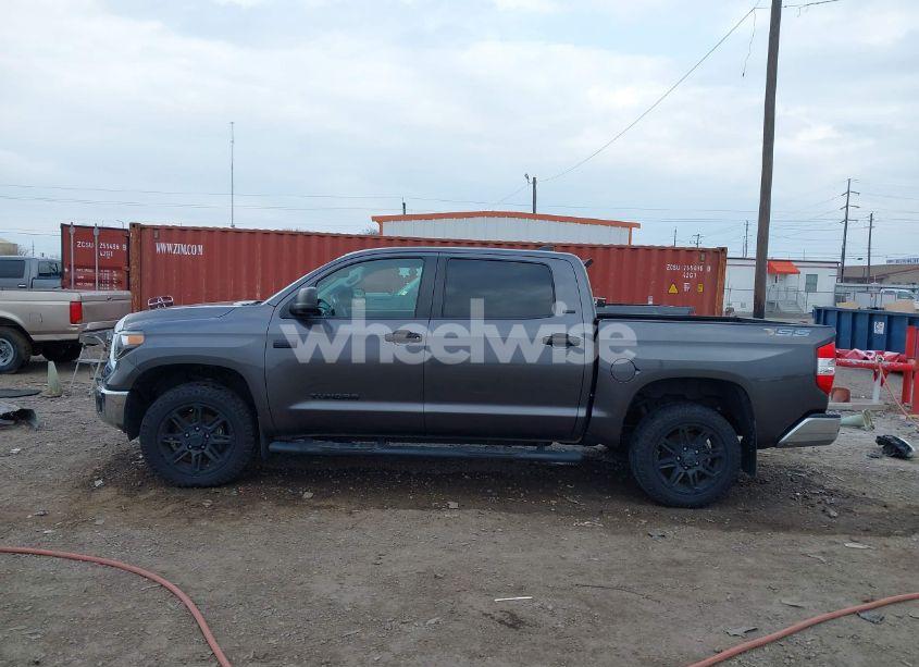 Photo 14 of 2020 Toyota Tundra SR5 (VIN 5TFDY5F15LX941947)