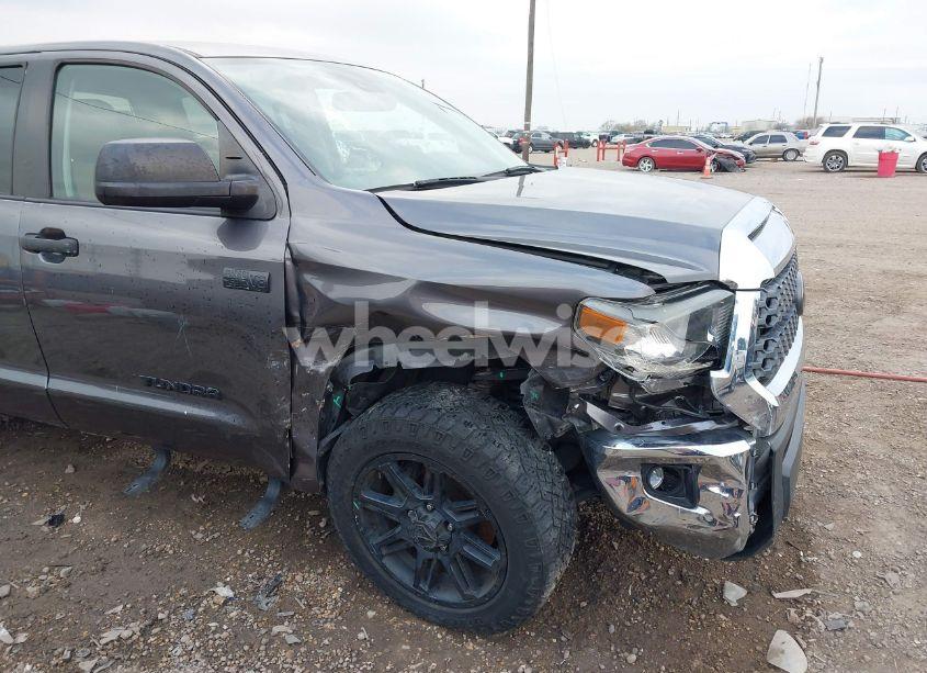 Photo 6 of 2020 Toyota Tundra SR5 (VIN 5TFDY5F15LX941947)
