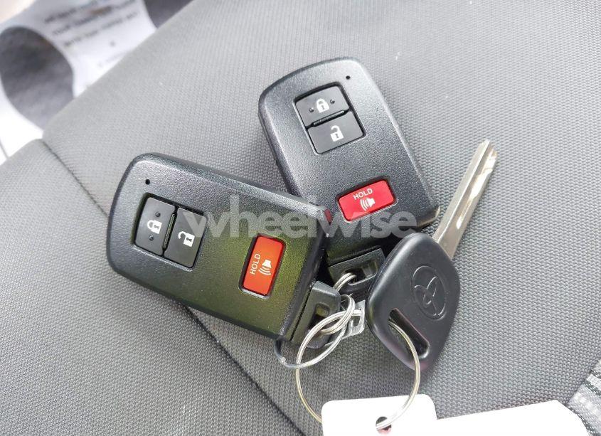 Photo 11 of 2020 Toyota Tundra SR5 (VIN 5TFDY5F16LX923392)