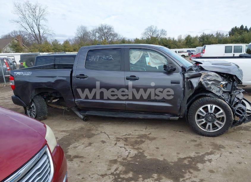 Photo 14 of 2020 Toyota Tundra SR5 (VIN 5TFDY5F16LX923392)