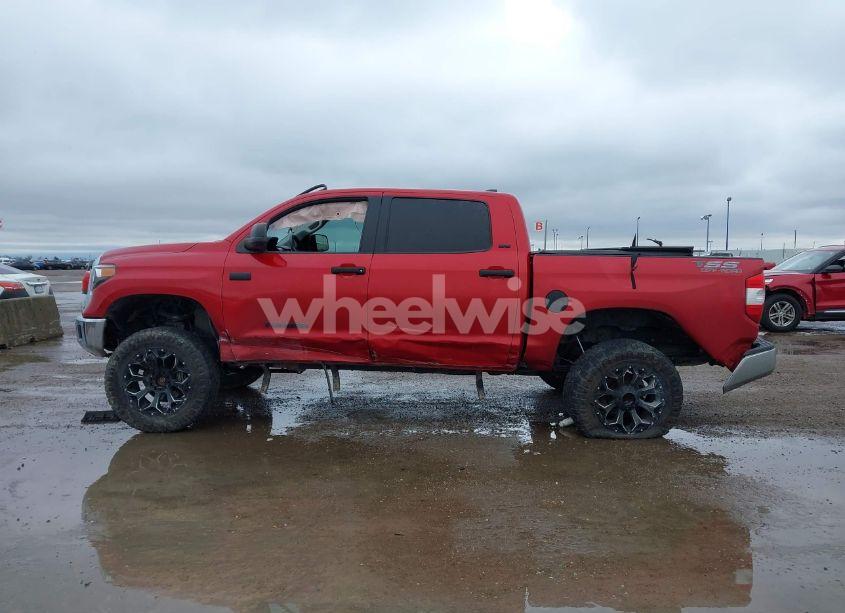 Photo 14 of 2020 Toyota Tundra SR5 (VIN 5TFDY5F16LX938135)