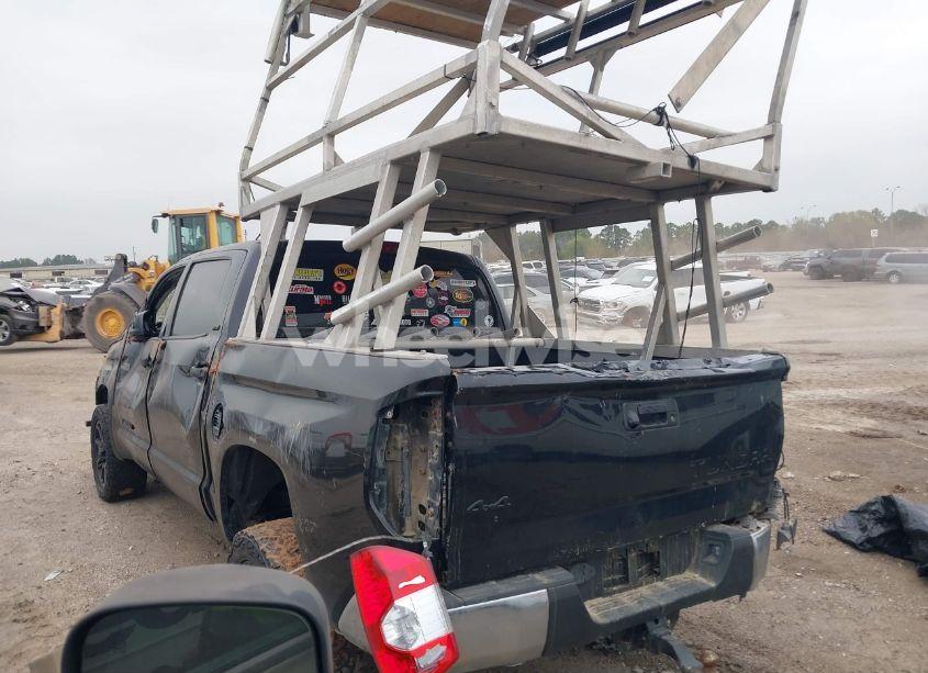 Photo 3 of 2020 Toyota Tundra SR5 (VIN 5TFDY5F16LX942170)