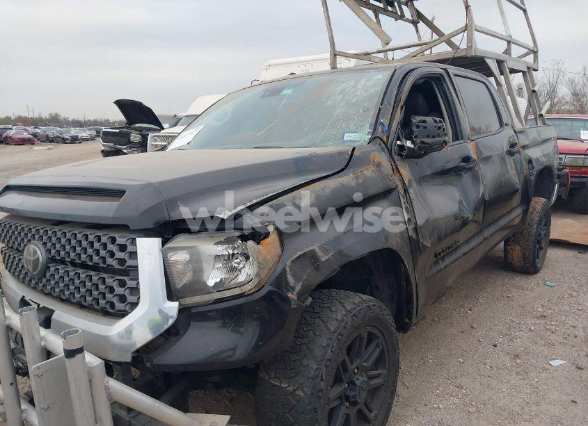 Photo 6 of 2020 Toyota Tundra SR5 (VIN 5TFDY5F16LX942170)