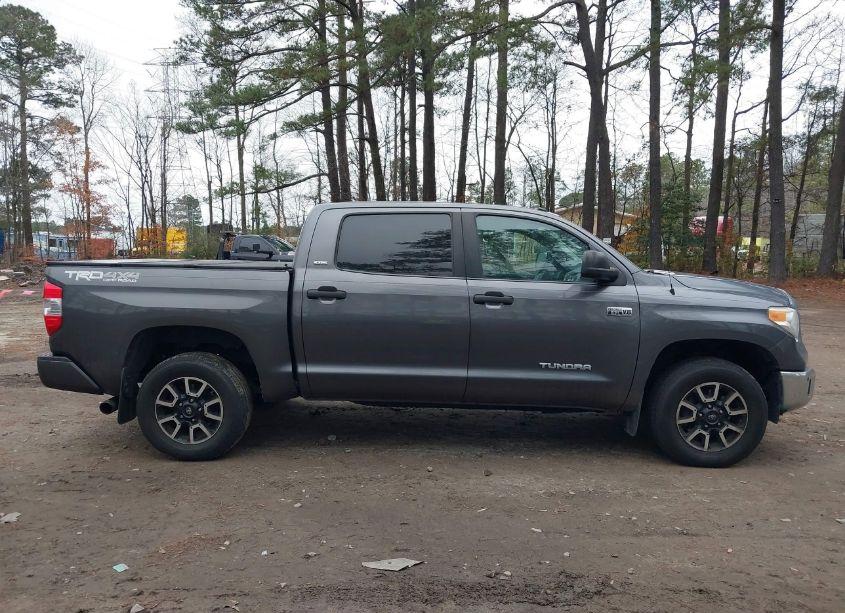 Photo 13 of 2016 Toyota Tundra SR5 5.7L V8 (VIN 5TFDY5F17GX556363)