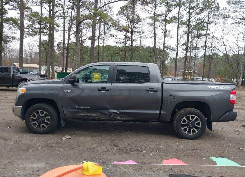 Photo 14 of 2016 Toyota Tundra SR5 5.7L V8 (VIN 5TFDY5F17GX556363)