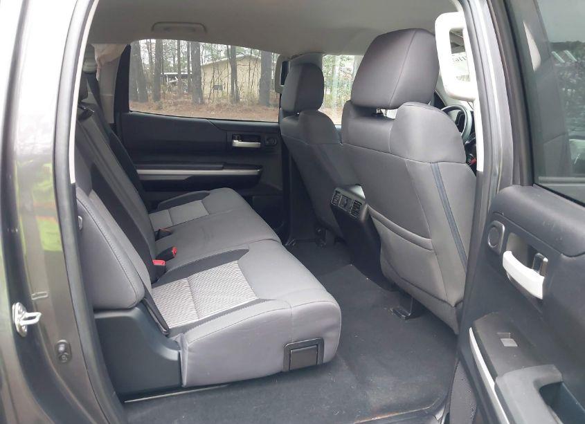 Photo 8 of 2016 Toyota Tundra SR5 5.7L V8 (VIN 5TFDY5F17GX556363)