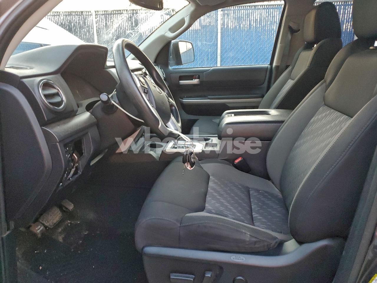 Photo 7 of 2018 TOYOTA TUNDRA CREWMAX SR5 (VIN 5TFDY5F17JX727958)