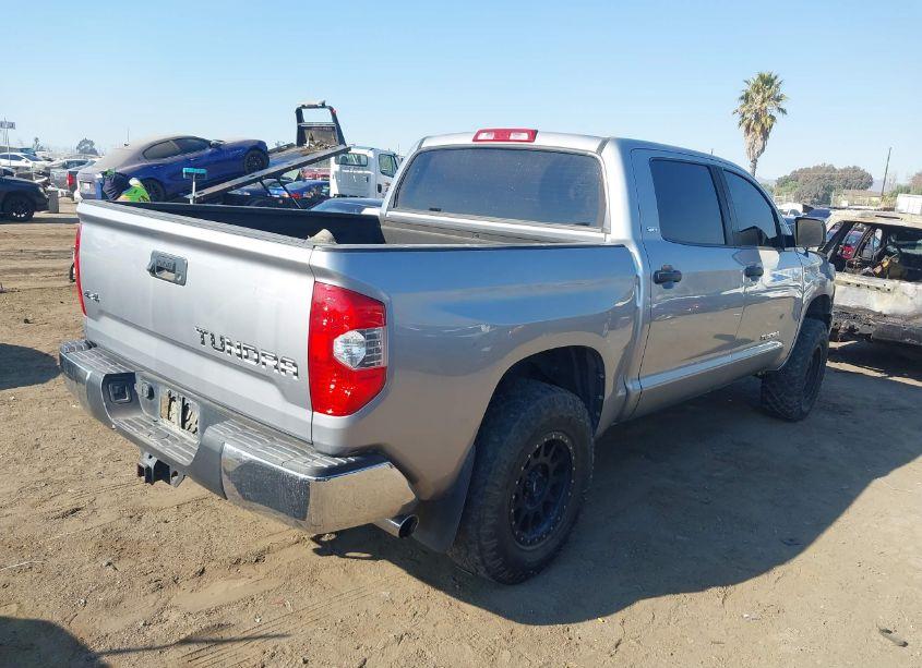 Photo 4 of 2019 Toyota Tundra SR5 5.7L V8 (VIN 5TFDY5F17KX828452)