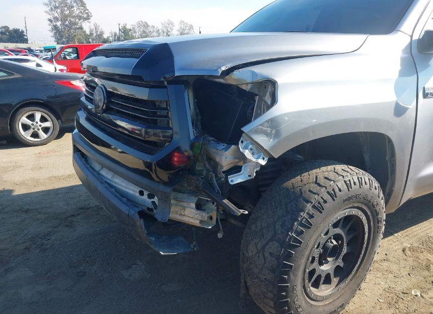 Photo 6 of 2019 Toyota Tundra SR5 5.7L V8 (VIN 5TFDY5F17KX828452)