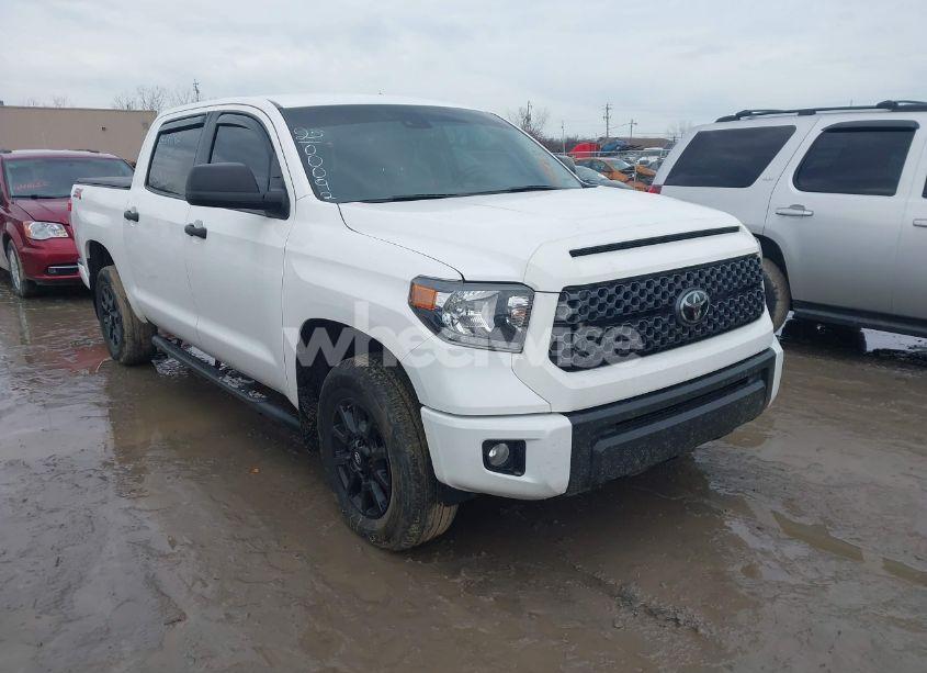 2021 Toyota Tundra SR5 (VIN 5TFDY5F17MX029063) main photo