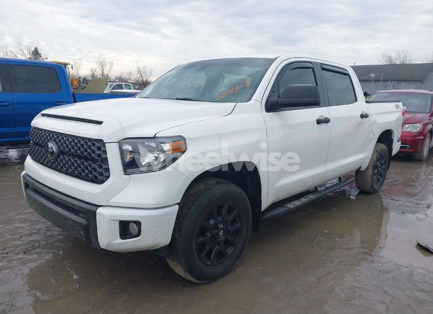 Photo 2 of 2021 Toyota Tundra SR5 (VIN 5TFDY5F17MX029063)
