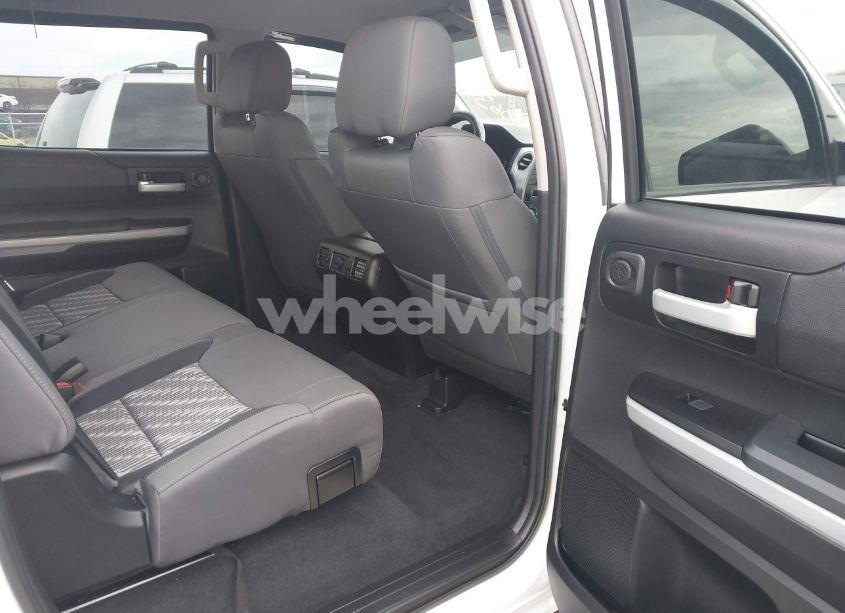 Photo 8 of 2021 Toyota Tundra SR5 (VIN 5TFDY5F17MX029063)