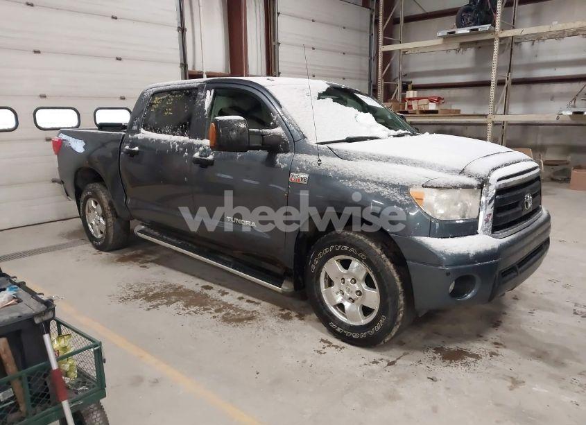 2010 Toyota Tundra SR5 5.7L V8 (VIN 5TFDY5F18AX103196) main photo