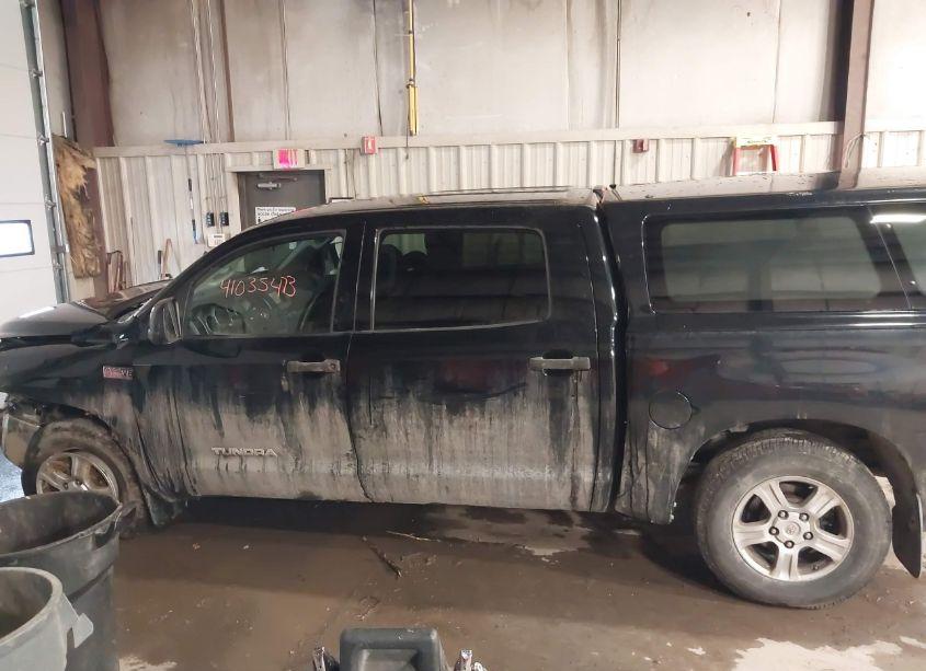 Photo 14 of 2011 Toyota Tundra GRADE 5.7L V8 (VIN 5TFDY5F18BX200397)