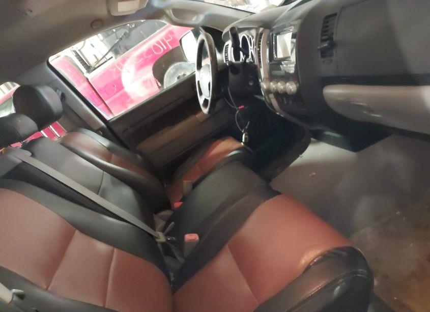 Photo 5 of 2011 Toyota Tundra GRADE 5.7L V8 (VIN 5TFDY5F18BX200397)