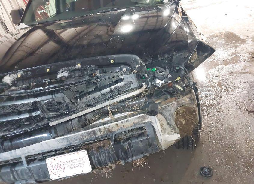 Photo 6 of 2011 Toyota Tundra GRADE 5.7L V8 (VIN 5TFDY5F18BX200397)