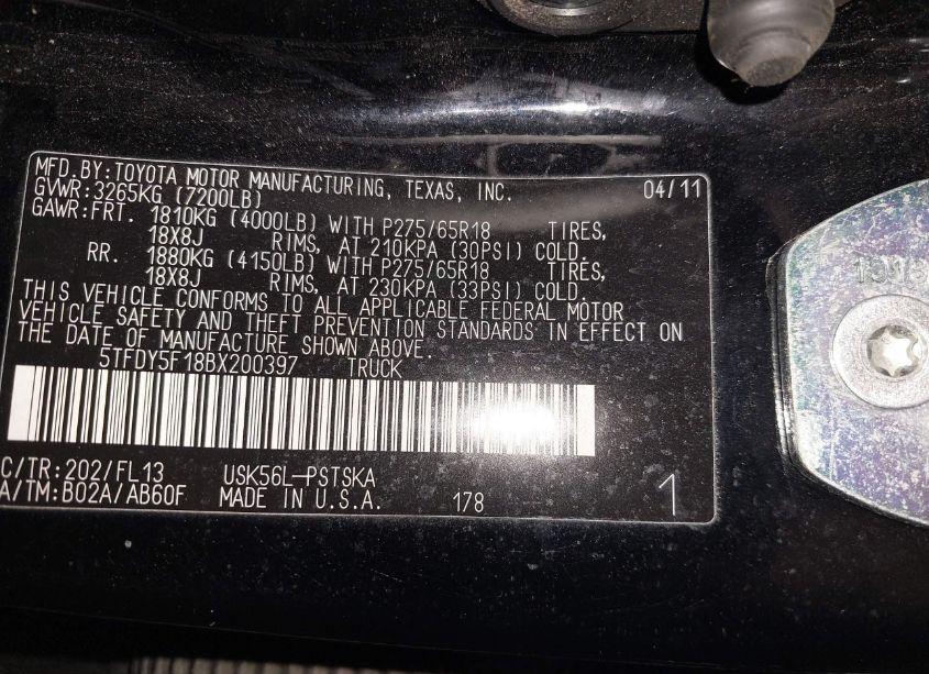 Photo 9 of 2011 Toyota Tundra GRADE 5.7L V8 (VIN 5TFDY5F18BX200397)