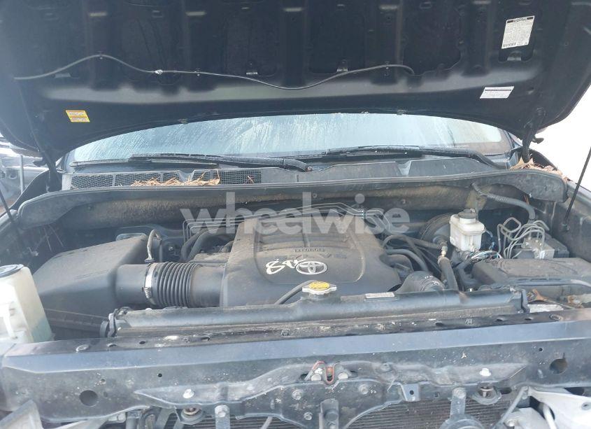 Photo 10 of 2012 Toyota Tundra CREWMAX SR5 (VIN 5TFDY5F18CX213197)