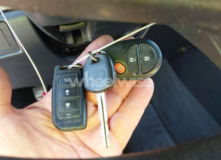 Photo 11 of 2013 Toyota Tundra GRADE 5.7L V8 (VIN 5TFDY5F18DX277032)