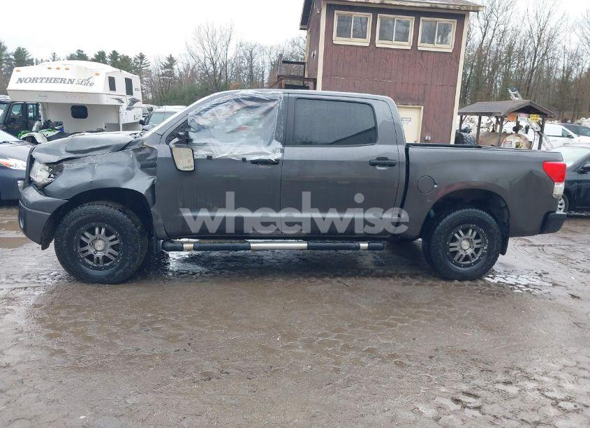 Photo 15 of 2013 Toyota Tundra GRADE 5.7L V8 (VIN 5TFDY5F18DX309798)