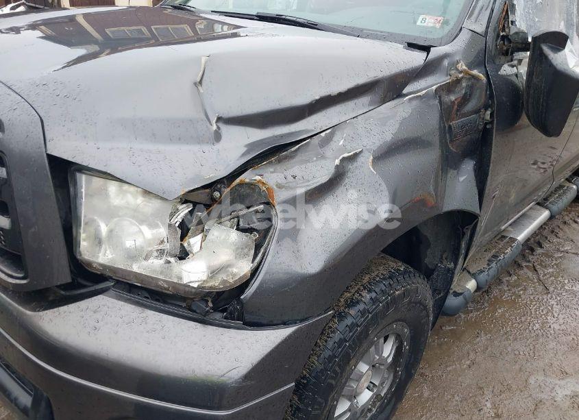 Photo 6 of 2013 Toyota Tundra GRADE 5.7L V8 (VIN 5TFDY5F18DX309798)