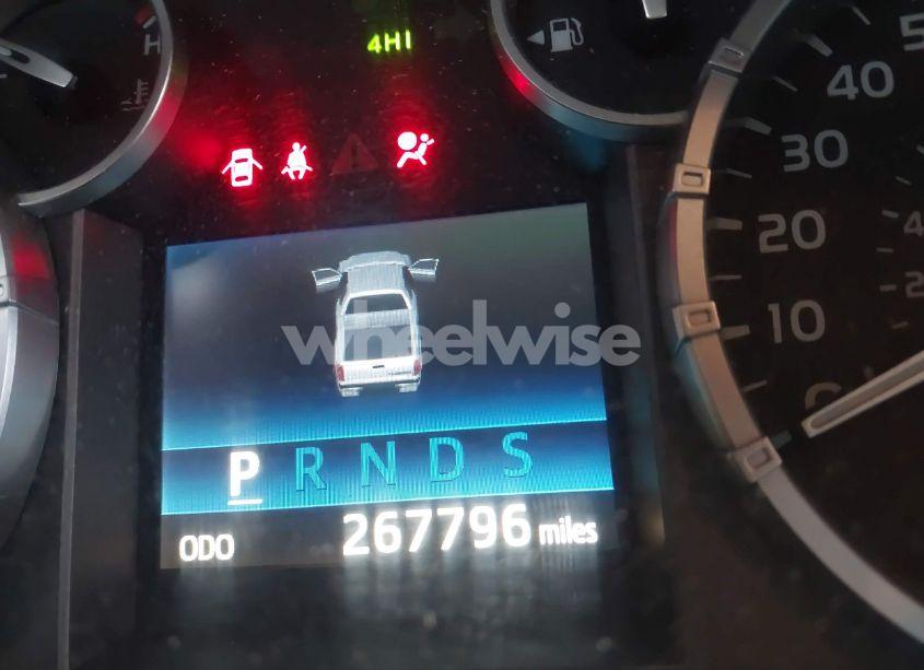 Photo 15 of 2014 Toyota Tundra SR5 5.7L V8 (VIN 5TFDY5F18EX394014)