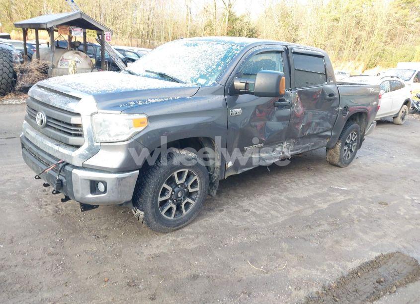 Photo 2 of 2014 Toyota Tundra SR5 5.7L V8 (VIN 5TFDY5F18EX394014)