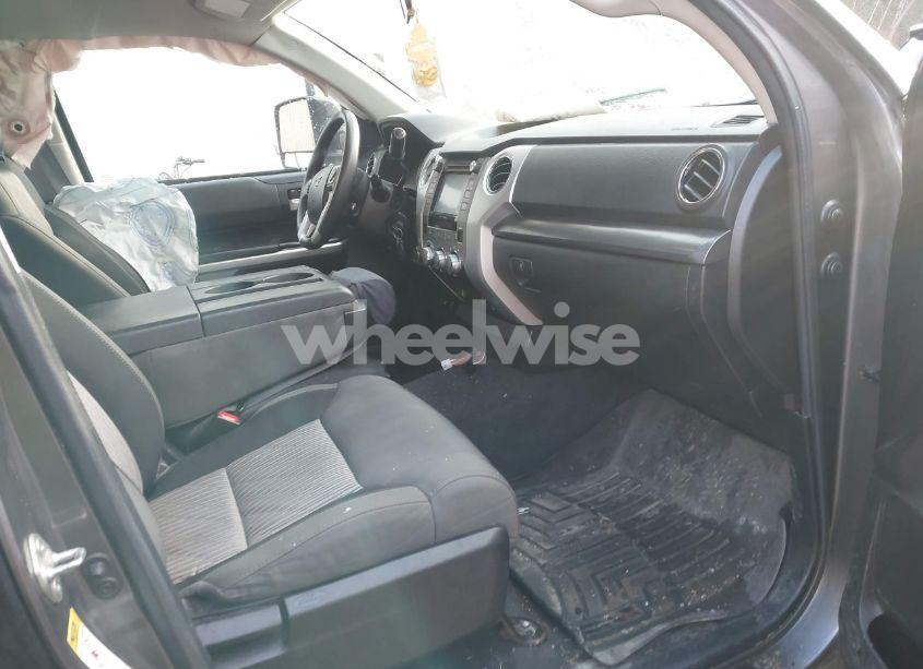 Photo 5 of 2014 Toyota Tundra SR5 5.7L V8 (VIN 5TFDY5F18EX394014)