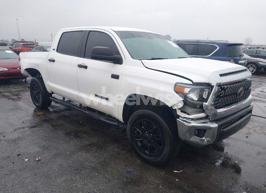 2021 Toyota Tundra SR5 (VIN 5TFDY5F18MX037026) main photo