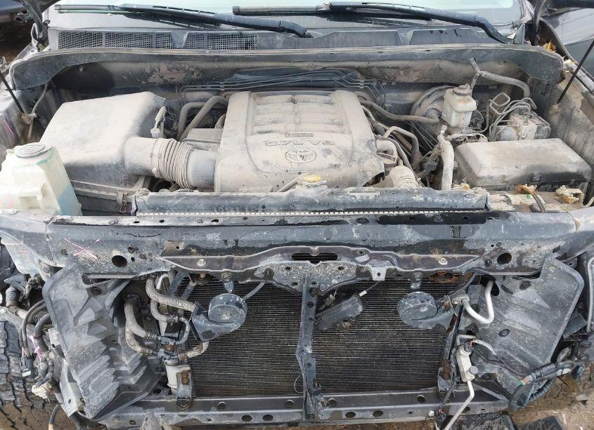 Photo 10 of 2011 Toyota Tundra GRADE 5.7L V8 (VIN 5TFDY5F19BX199020)