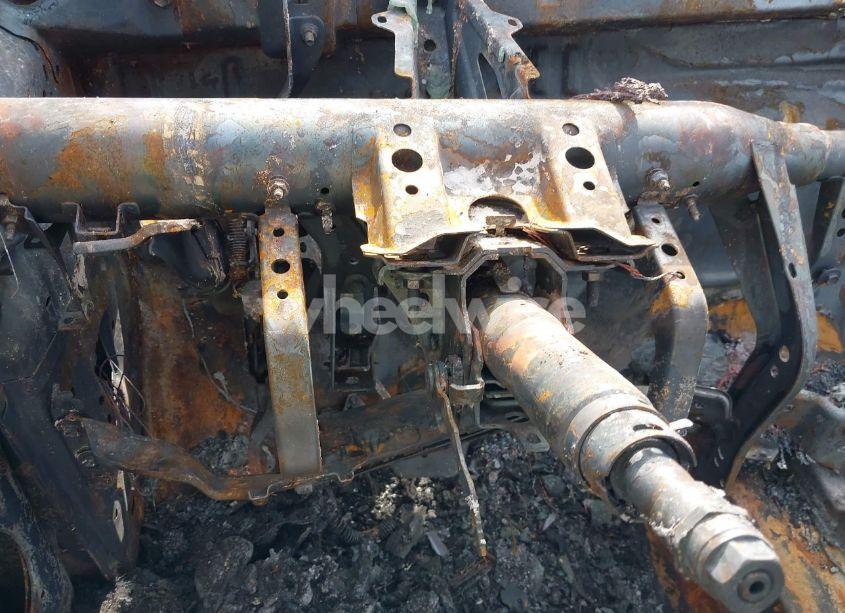 Photo 7 of 2011 Toyota Tundra GRADE 5.7L V8 (VIN 5TFDY5F19BX205110)