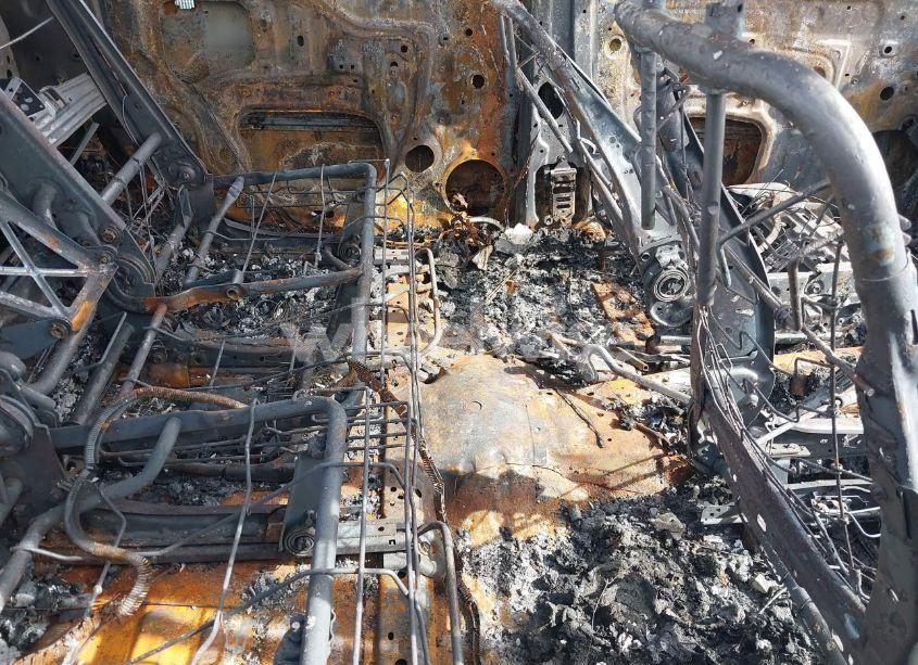 Photo 8 of 2011 Toyota Tundra GRADE 5.7L V8 (VIN 5TFDY5F19BX205110)