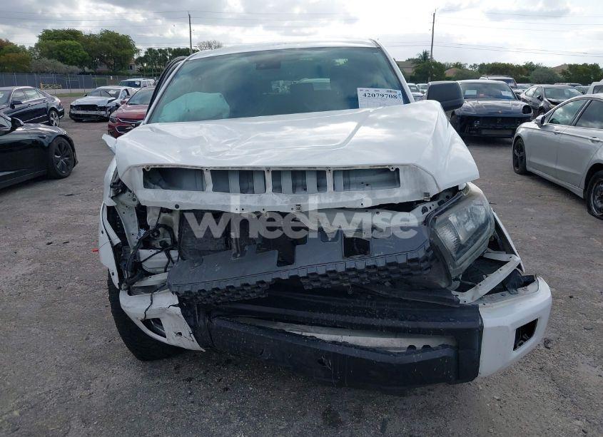 Photo 6 of 2020 Toyota Tundra SR5 (VIN 5TFDY5F19LX913388)