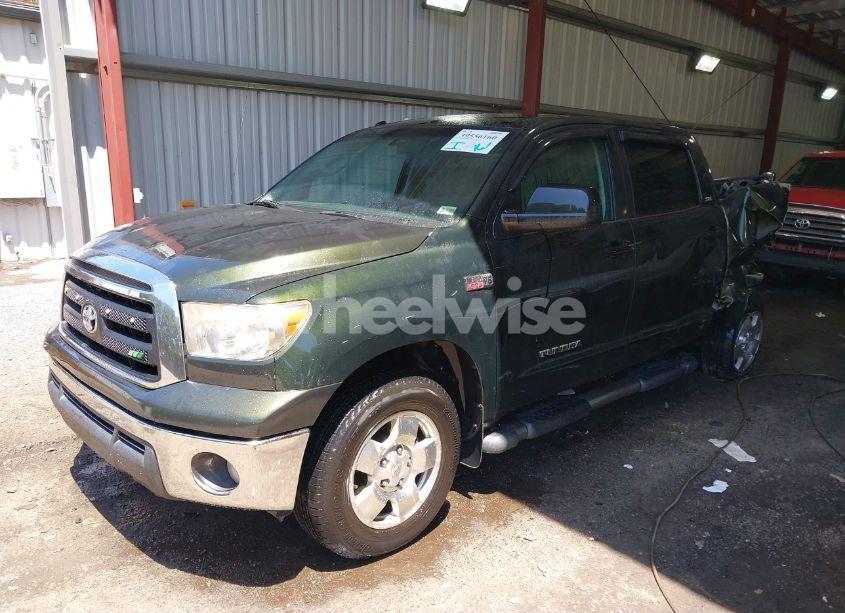 Photo 2 of 2011 Toyota Tundra GRADE 5.7L V8 (VIN 5TFDY5F1XBX163353)