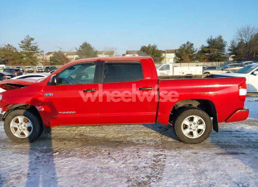 Photo 14 of 2016 Toyota Tundra CREWMAX SR5/TRD PRO (VIN 5TFDY5F1XGX533157)