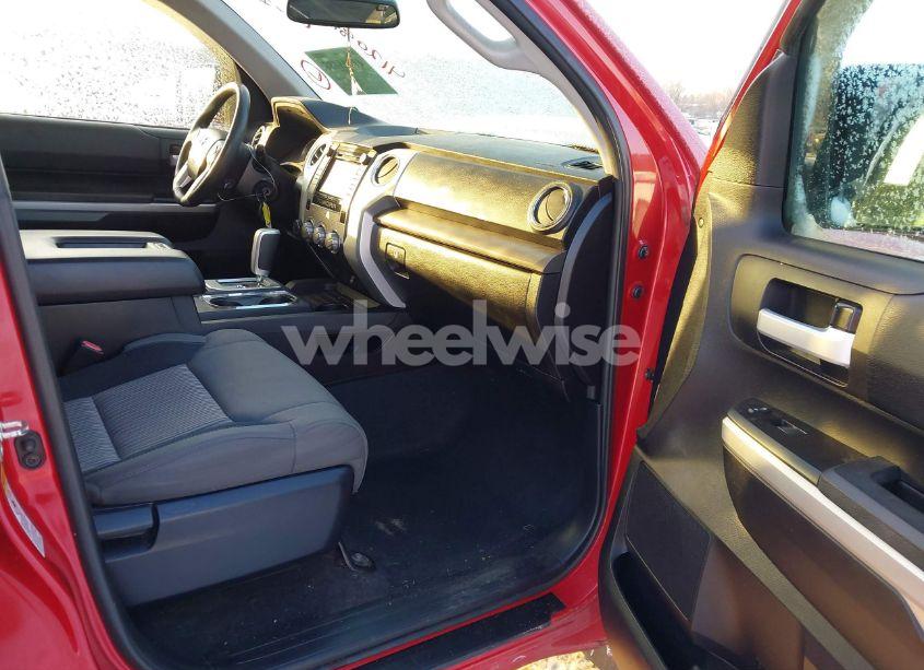 Photo 5 of 2016 Toyota Tundra CREWMAX SR5/TRD PRO (VIN 5TFDY5F1XGX533157)